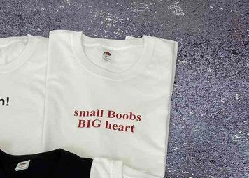 Футболка small Boobs BIG heart 6634 фото
