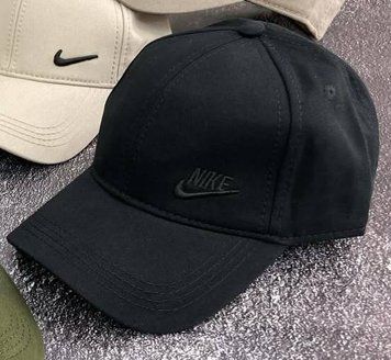 Кепка nike значок і надпис  5549 фото